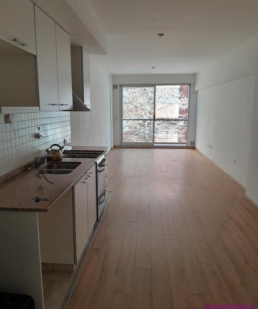 Foto de ALQUILER - FRENCH 2791 – PALERMO. Impecable Monoambiente con balcón al, imagen 1