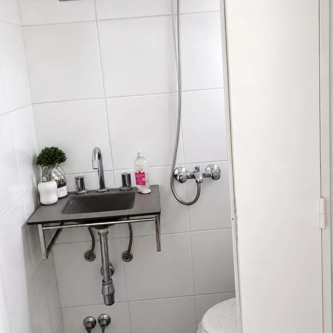 Venta 4 AMB c dep en barracas edificio colores Isabel l católica y Suárez . Excelente estado 5