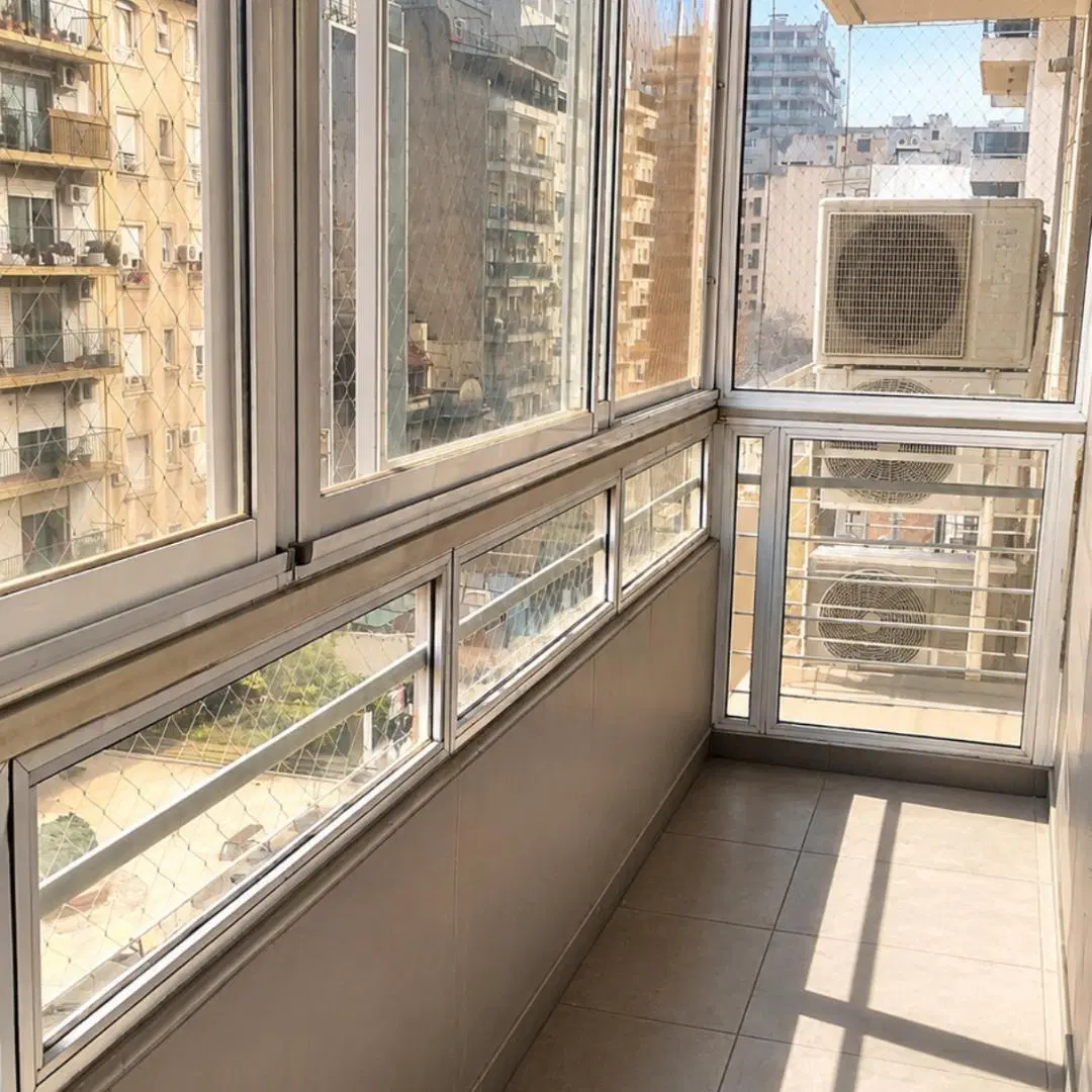 Venta 4 AMB c dep en barracas edificio colores Isabel l católica y Suárez . Excelente estado 4
