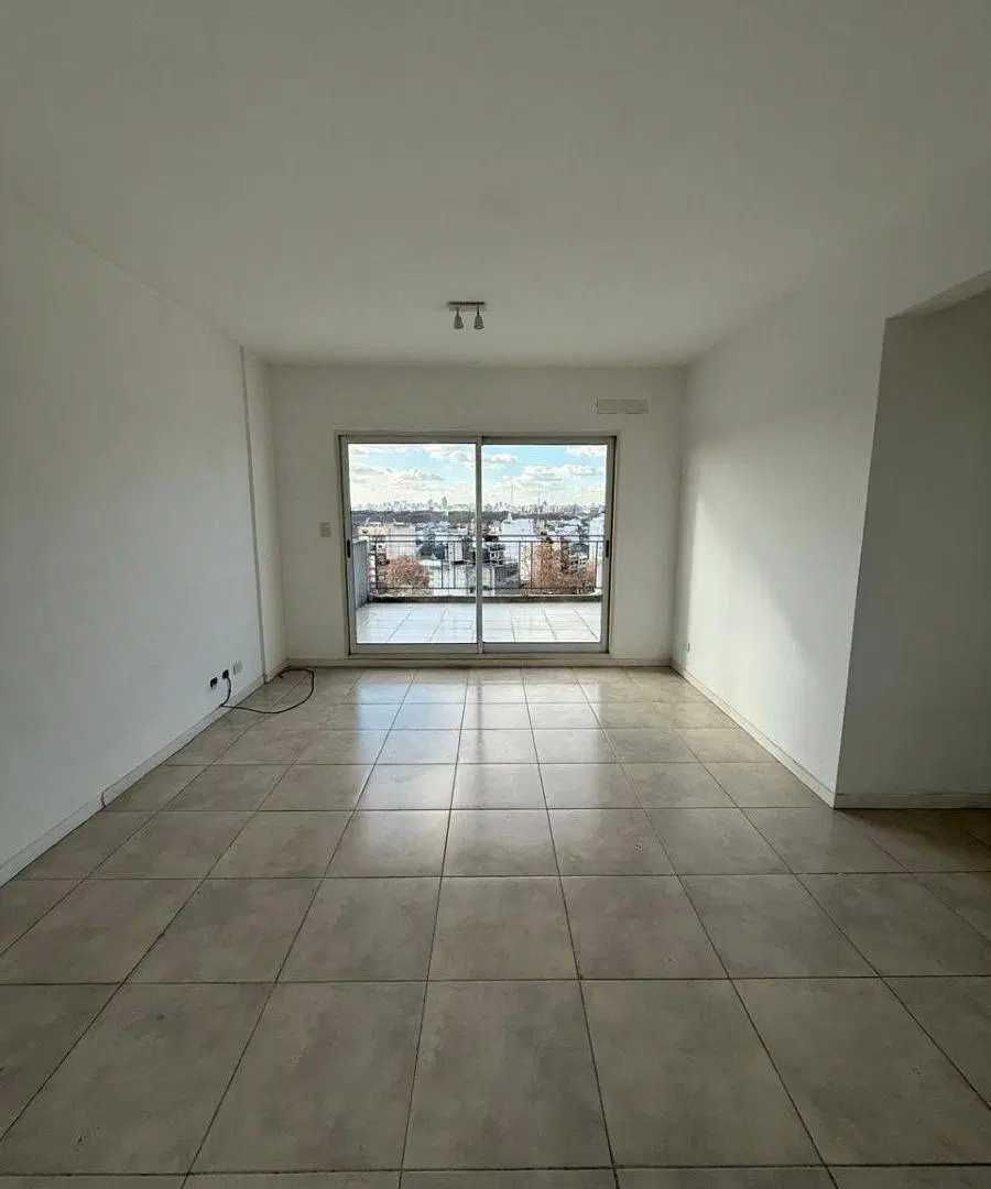 Venta 2 ambientes con terraza y cochera fija 5