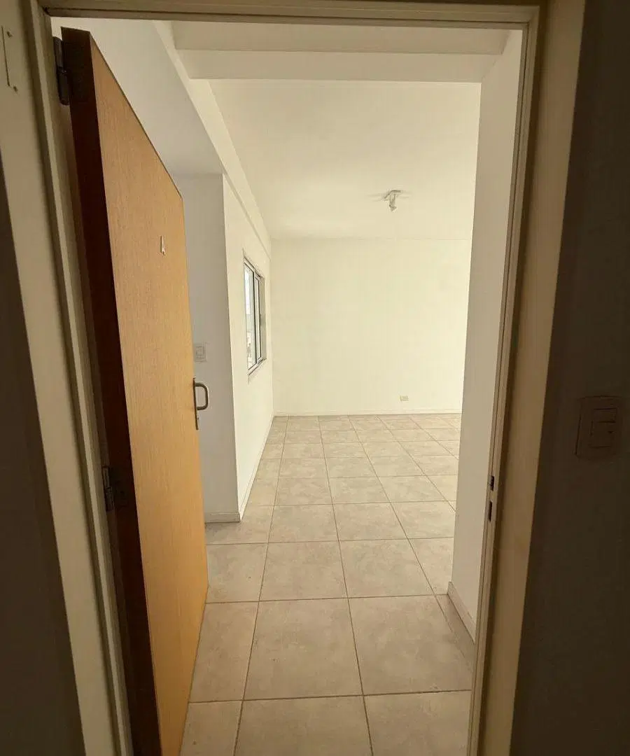 Venta 2 ambientes con terraza y cochera fija 8