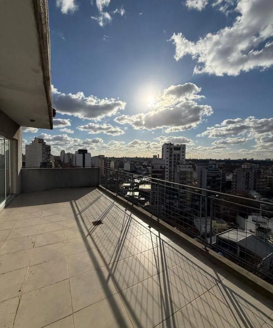 Venta 2 ambientes con terraza y cochera fija 2