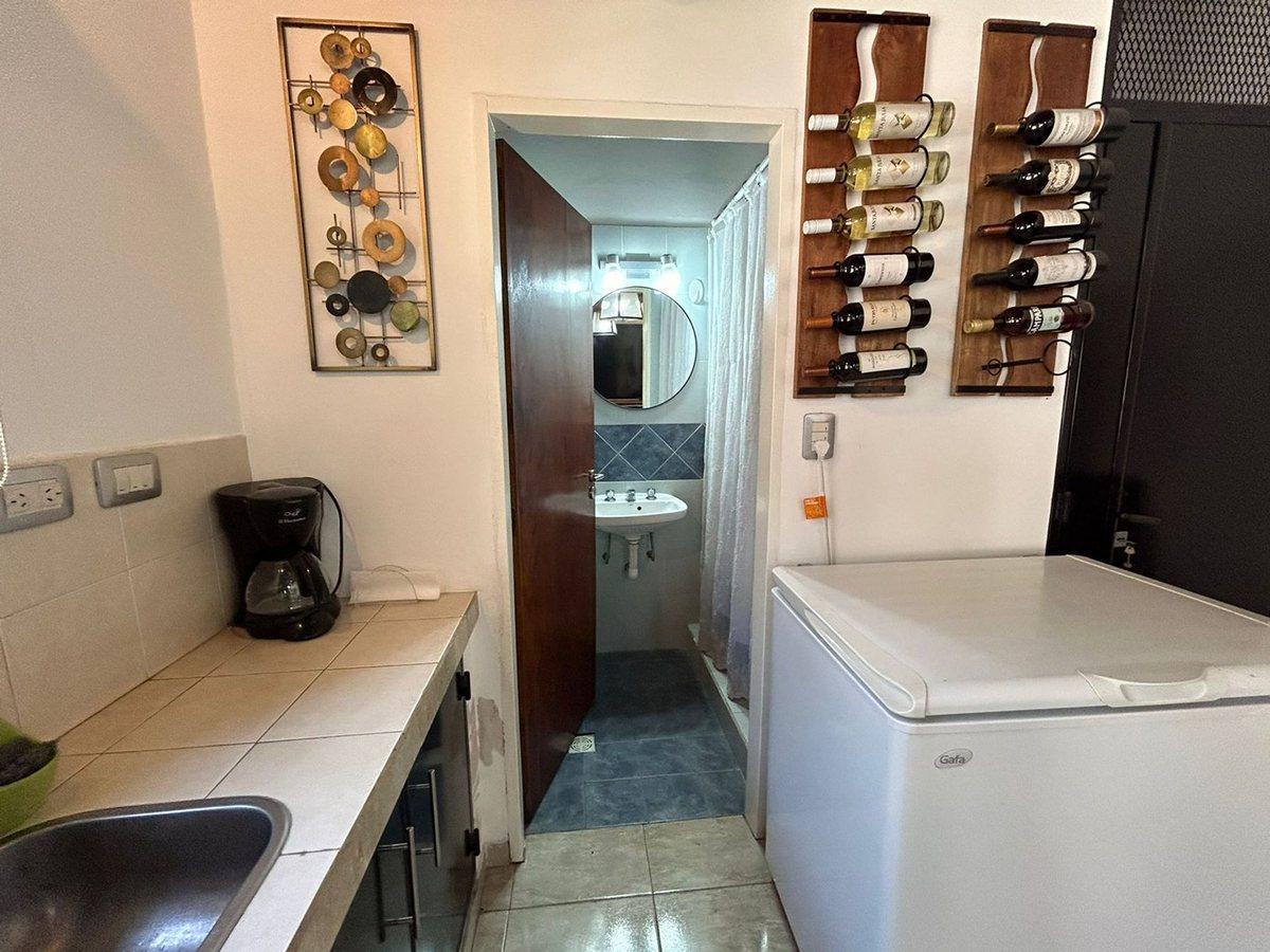 Casa 5 Ambientes en Venta en Merlo con Pileta. 2