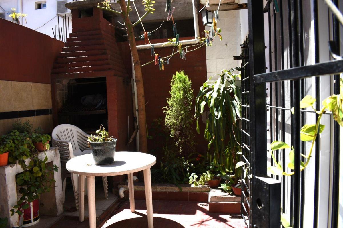 Venta Casa con 11 Departamentos, Nueva Pompeya 4
