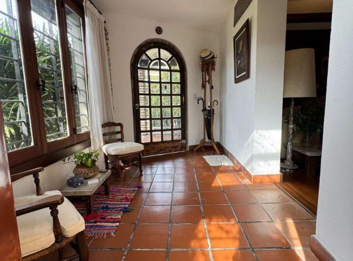 VENTA ESPECTACULAR CHALET EN ITUZAINGO 5
