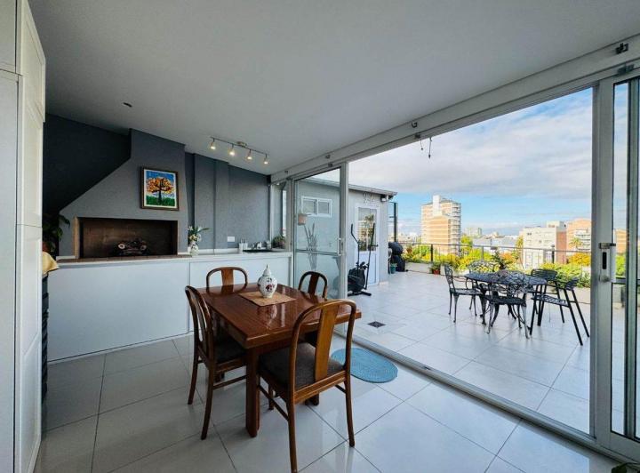 Venta Depto 4amb, con gran terraza y cochera,Tigre 2