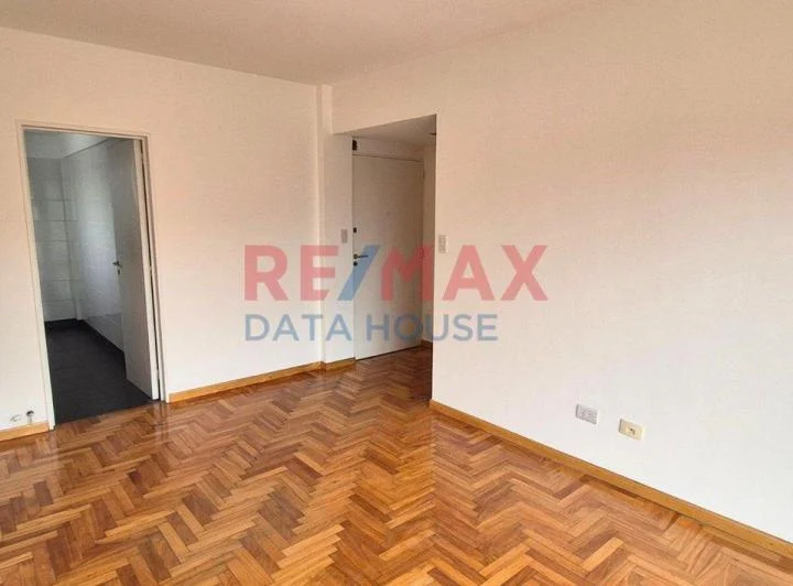 Alquiler Dpto 2 ambientes Villa Urquiza c/ balcón 3