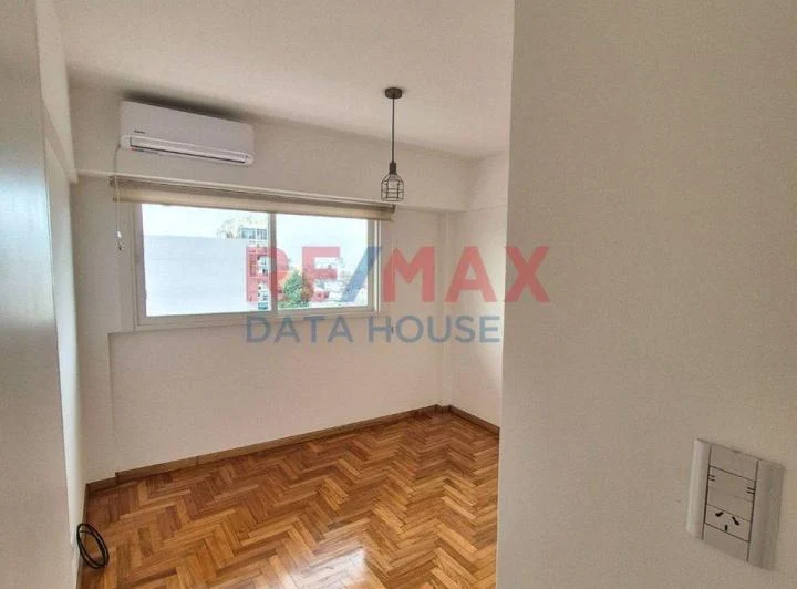 Alquiler Dpto 2 ambientes Villa Urquiza c/ balcón 5