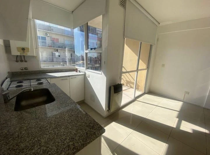 DEPARTAMENTO ALQUILER 1 AMB. BALCON FRENTE  PILETA 1