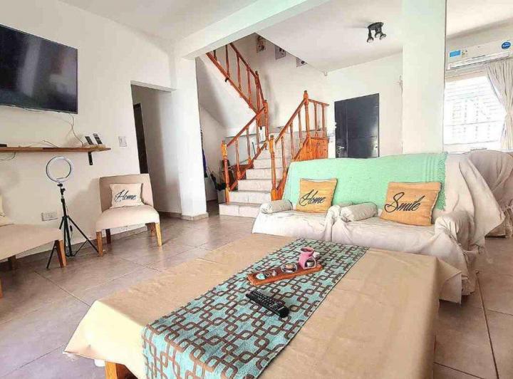 Alquiler Casa 5 amb, Jardin, Pileta, San Isidro 1