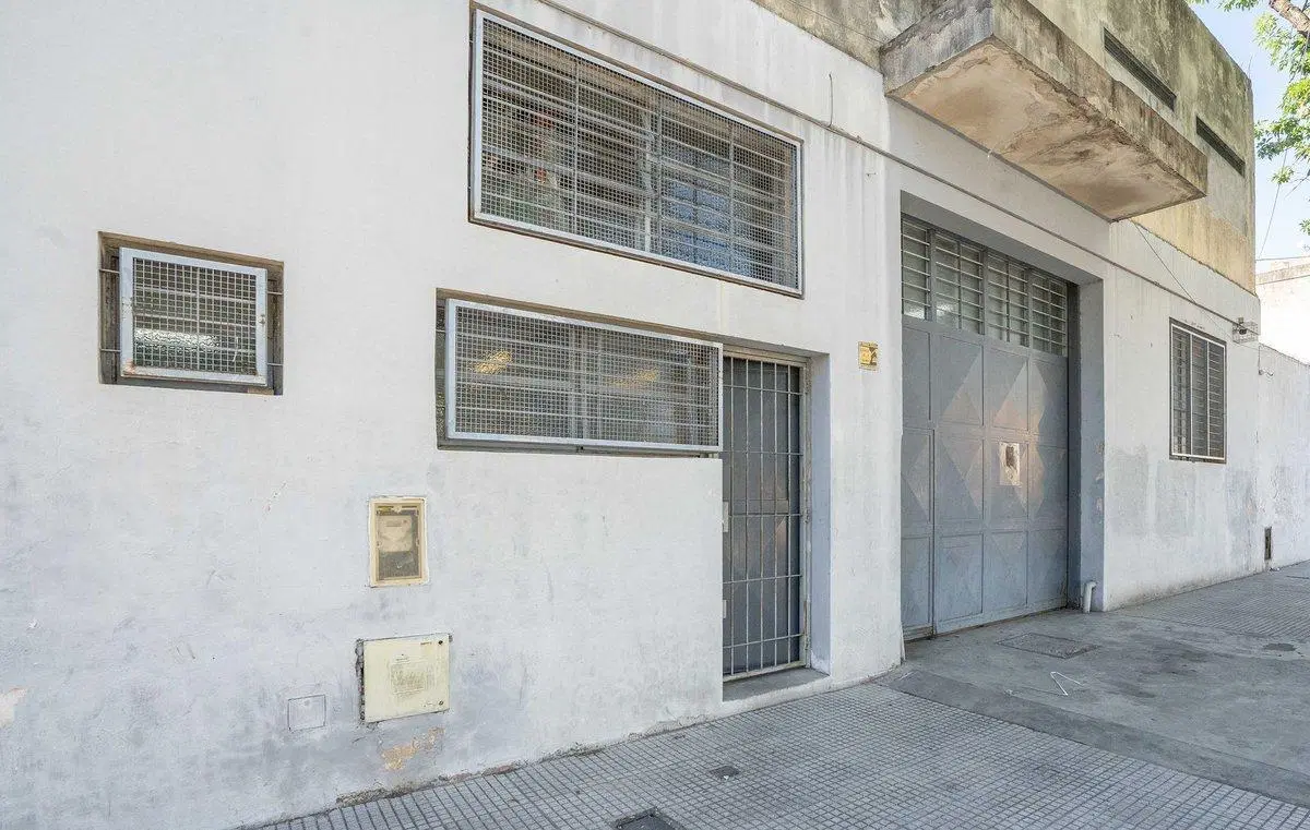 VENTA GALPON - DEPOSITO EN PARQUE AVELLANEDA 2