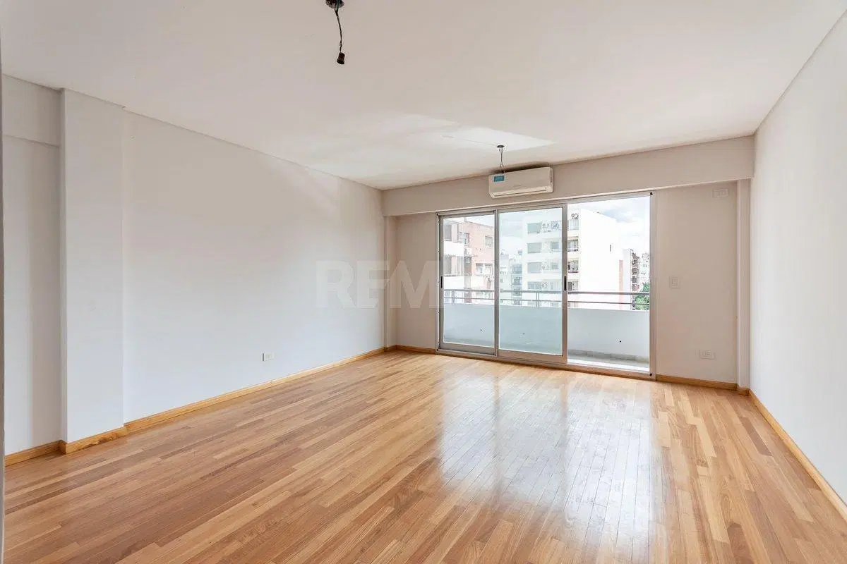 VENTA 3 AMBIENTES CON COCHERA Y BALCÓN PREMIUM 4