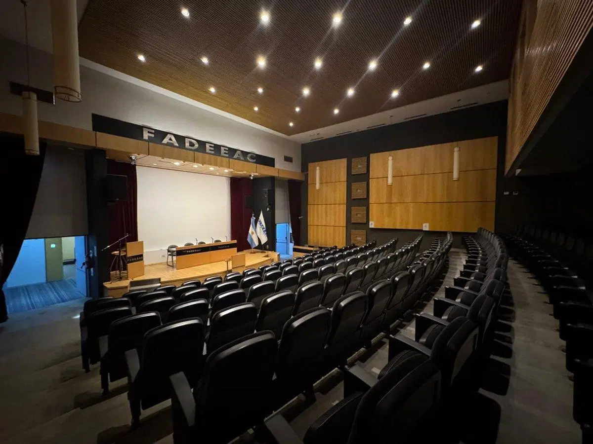 VENTA EDIFICIO OFICINAS ALMAGRO COCHERAS AUDITORIO 3