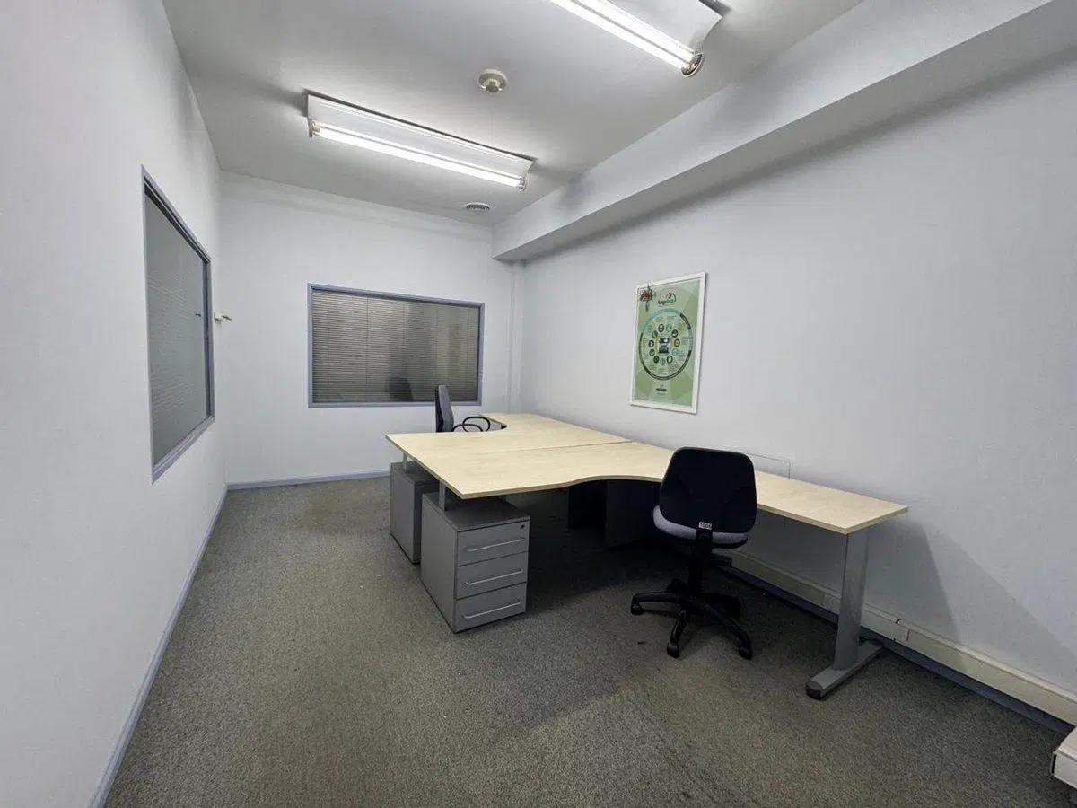 VENTA EDIFICIO OFICINAS ALMAGRO COCHERAS AUDITORIO 5