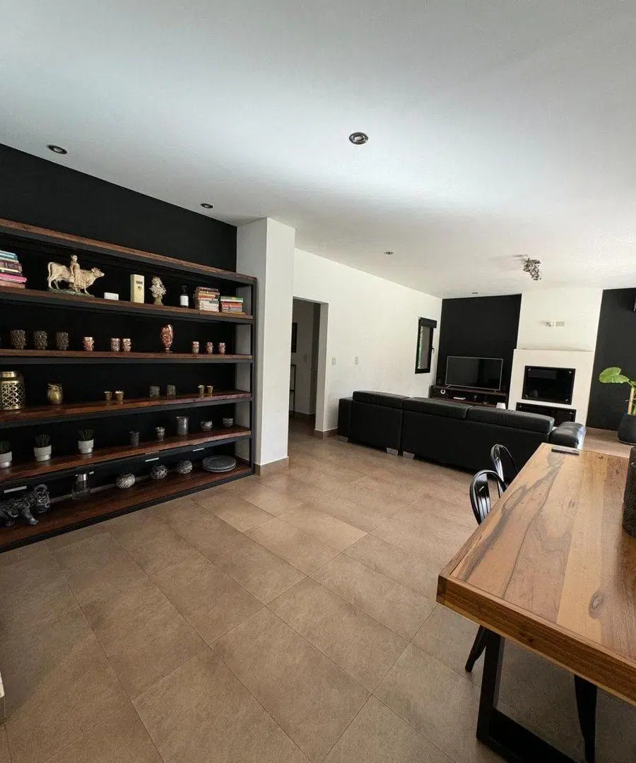 CASA EN VENTA 5 AMBIENTES EN ALTOS DEL SOL 4