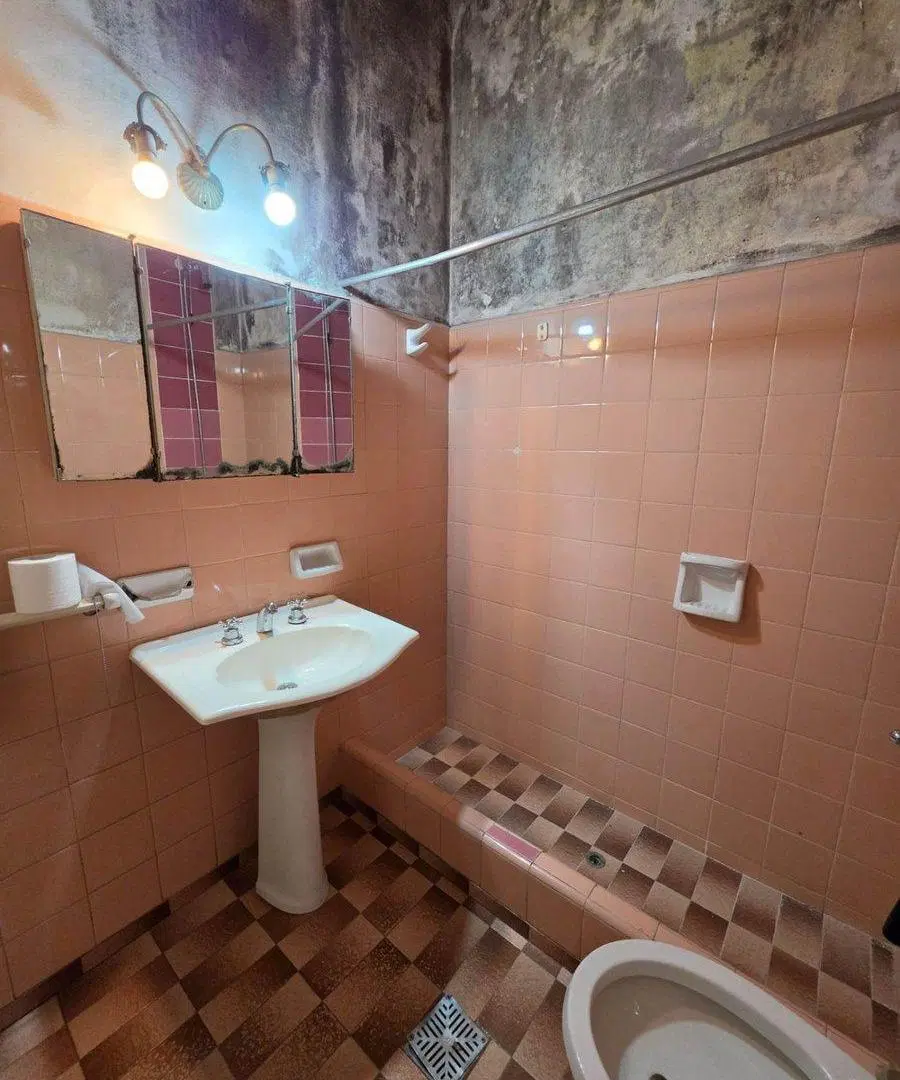 VENTA CASA A REFACCIONAR EN MUNRO 150 M2 4
