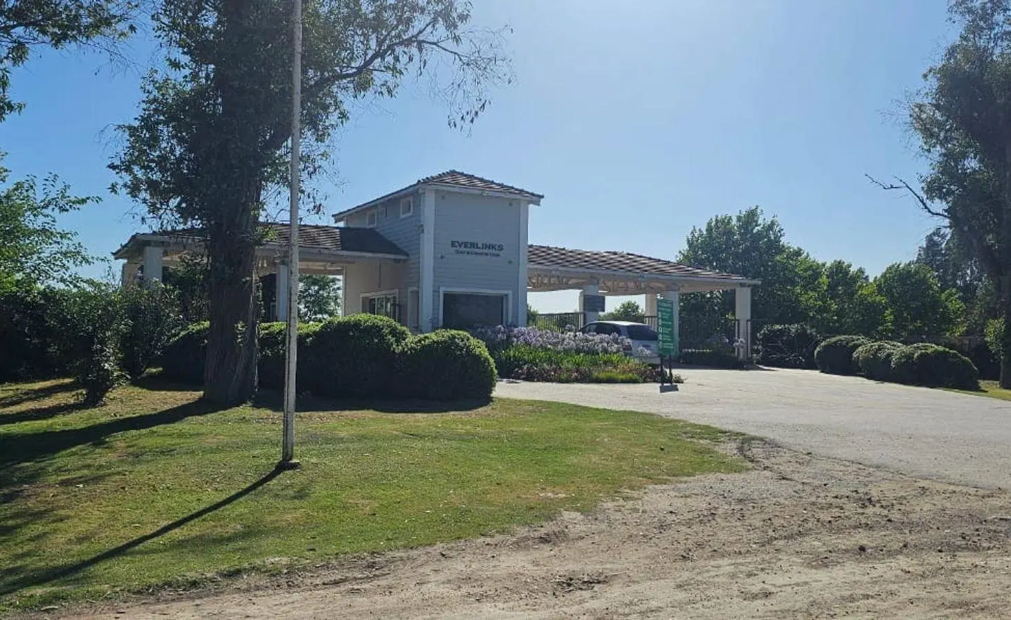VENTA LOTE CENTRAL EVERLINKS GOLF & COUNTRY LUJAN 4