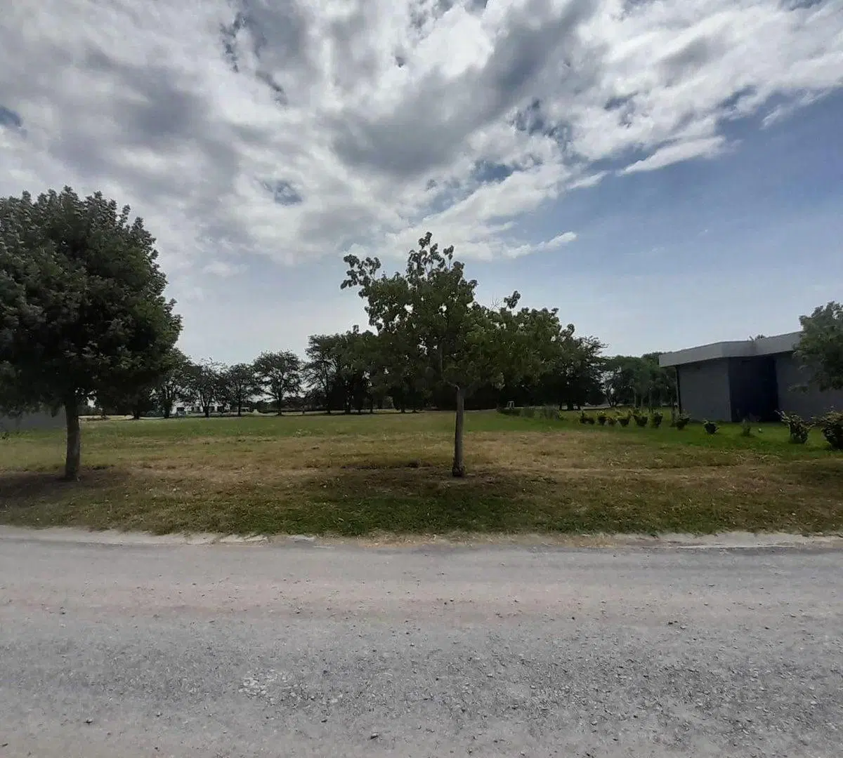 VENTA LOTE 220O Ms. VISTA GOLF EVERLINKS LUJAN 5