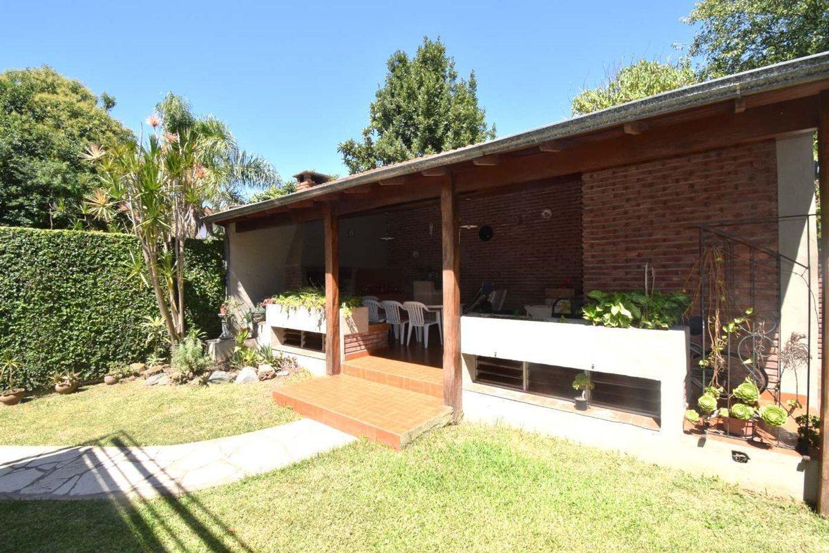 VENTA CASA SAN ANDRES JARDIN QUINCHO LUMINOSA