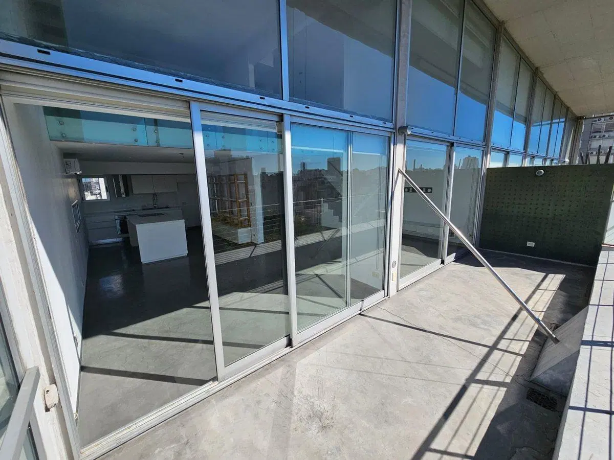 VENTA DUPLEX 3 AMB TERRAZA PISO ALTO COCHERA 2