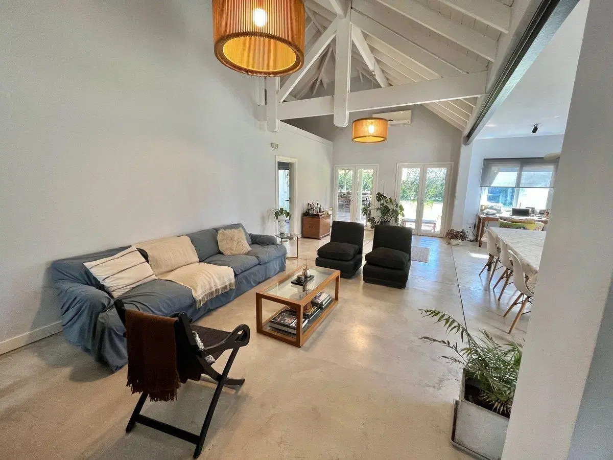 Casa Venta 3 dormitorios lote central en El Carmel 3