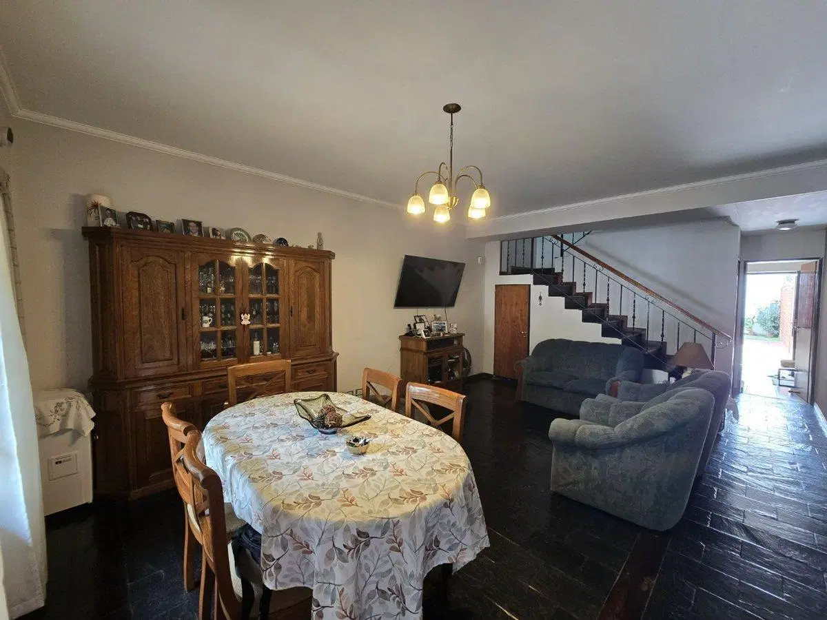 DUPLEX 3 AMBIENTES EN VENTA EN QUILMES COCHERA 3