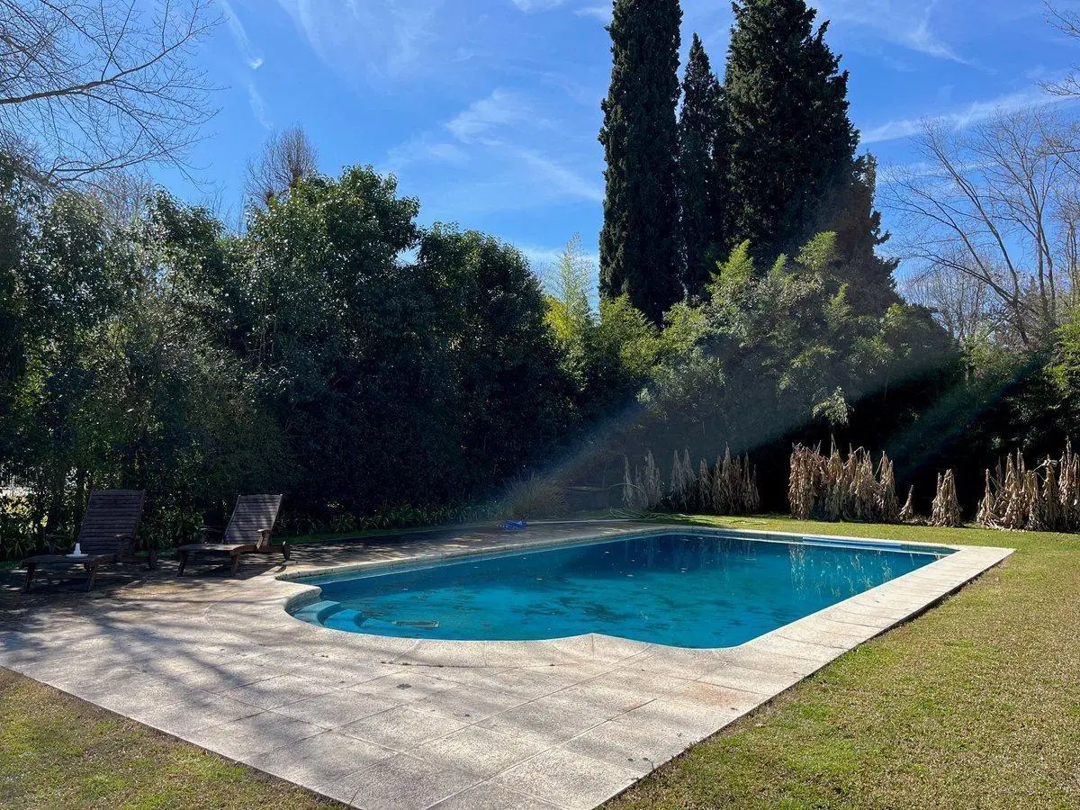 Lote central en El Carmel con pileta orientacion N 4