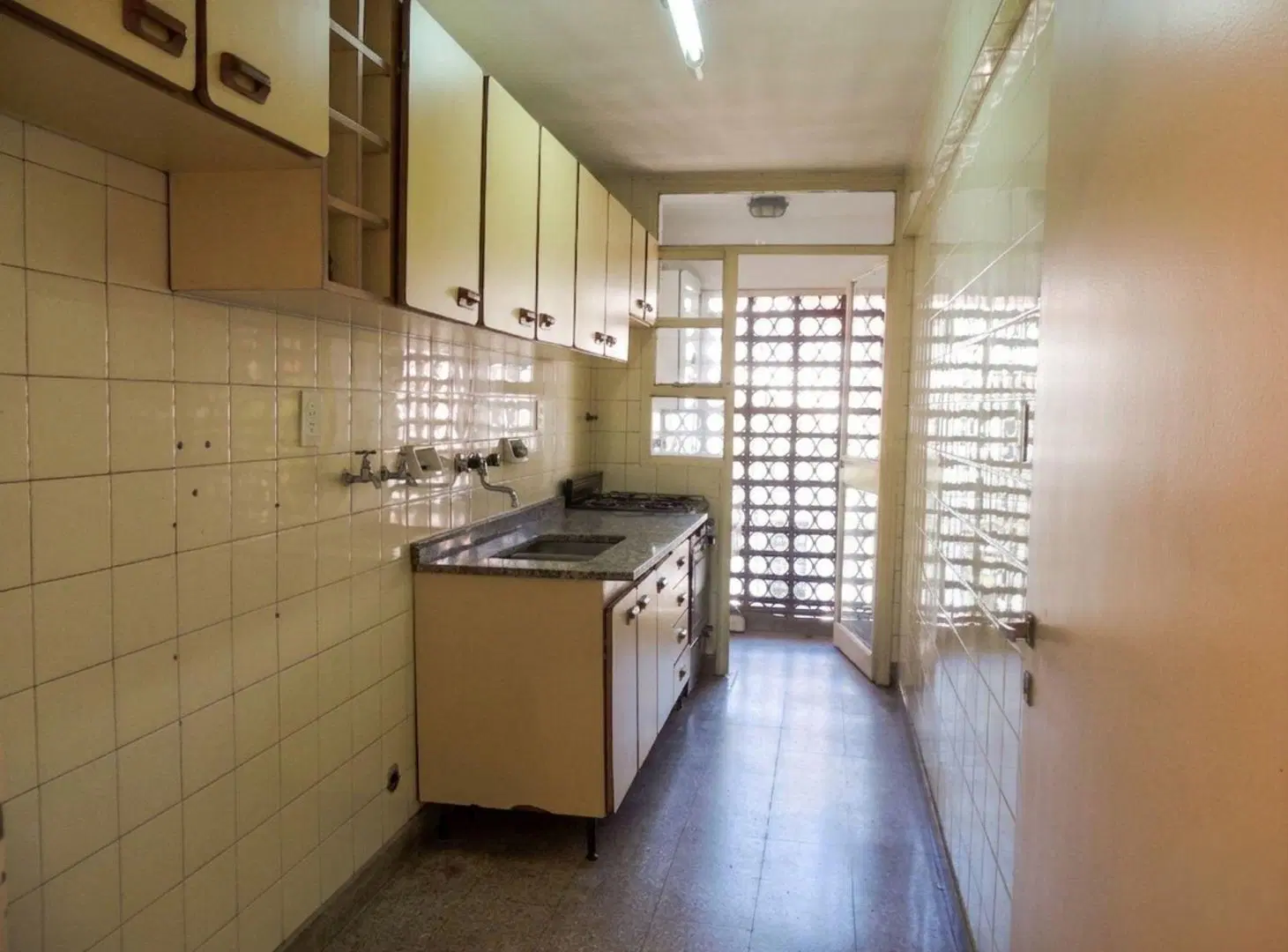 Alquiler departamento dos ambientes zona Tribunale 5