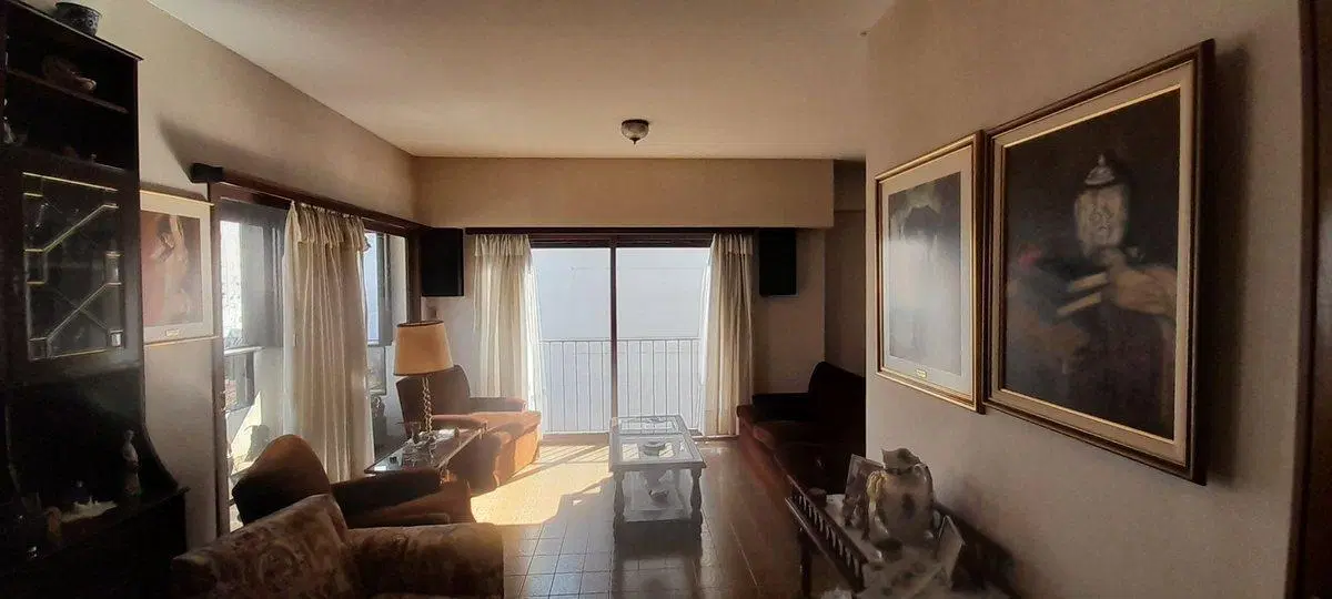 VENTA DEPARTAMENTO 3 DORM BALCON COCHERAS PISO 5 5