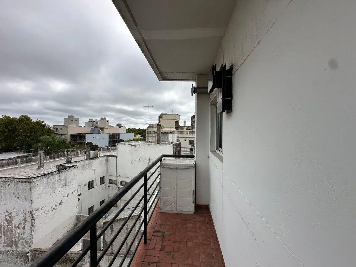 DEPARTAMENTO 2 AMBIENTES EN VENTA EN VICTORIA 5