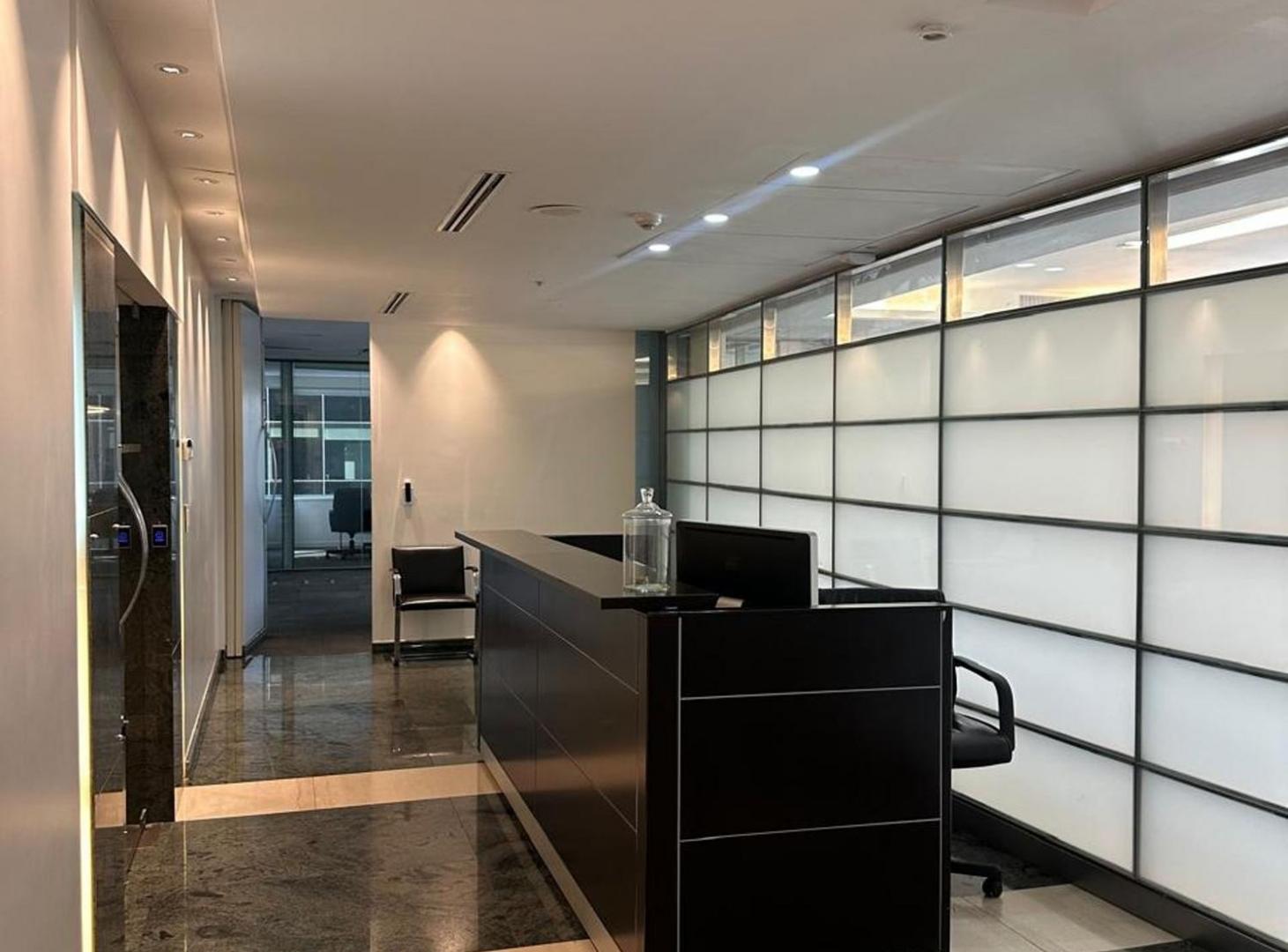 OFICINA EN ALQUILER TORRE CATALINAS PLAZA PISO 10