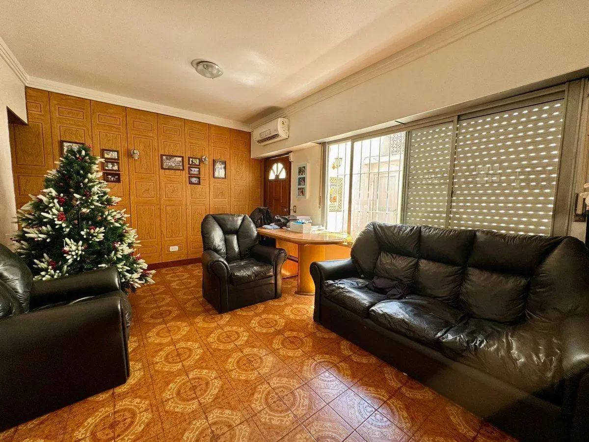 VENTA PH 5 DORMITORIOS 2 PATIOS PURA LUZ Y CALIDAD 5