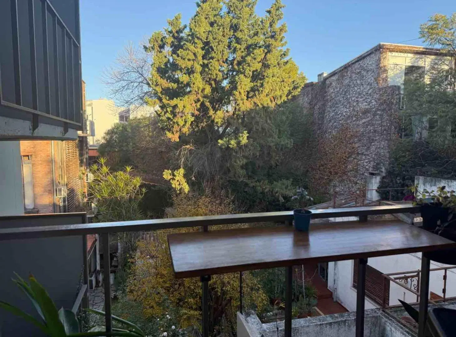 venta Departamento 2 amb con cochera La Calabria 5