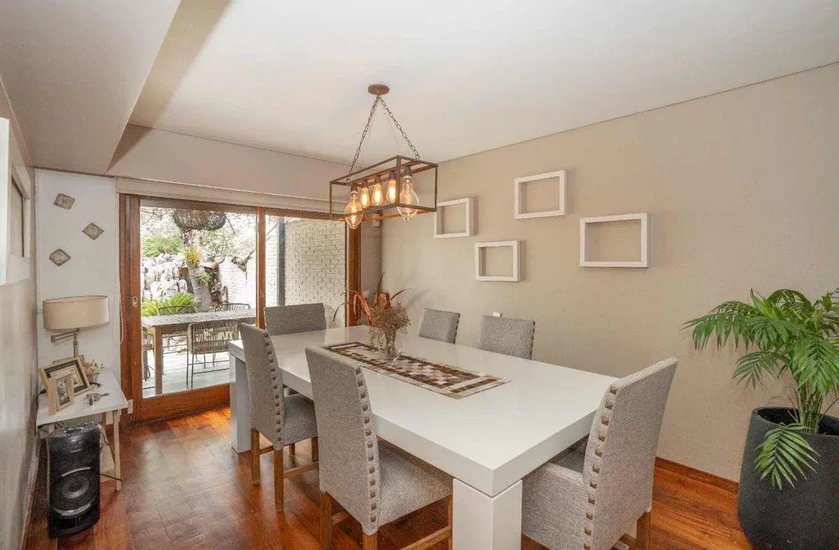 VENTA CASA CATEGORIA PILETA COCHERAS SAN ANDRES 5