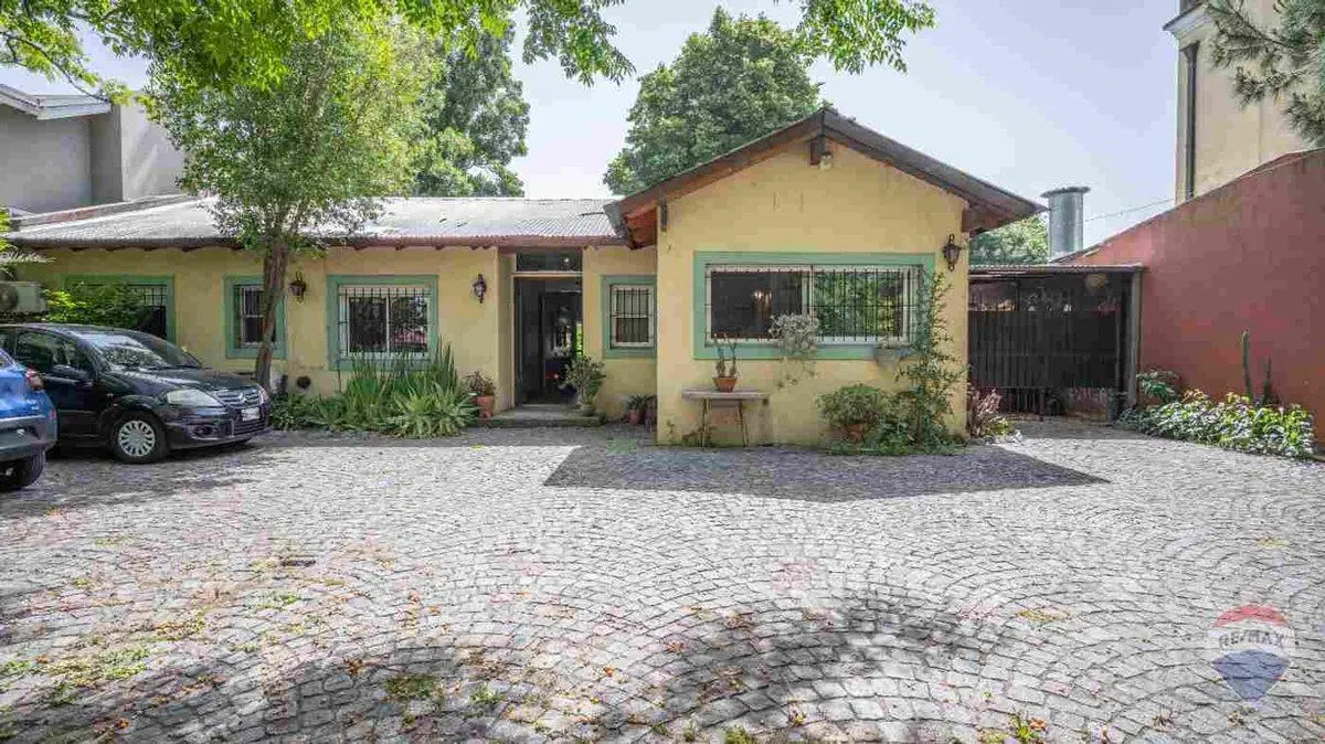 Muy linda casa en venta en Don Torcuato 2