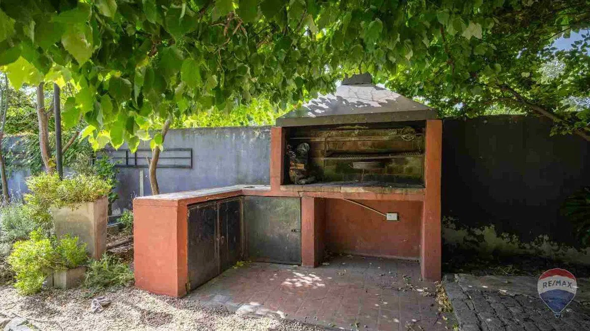 Muy linda casa en venta en Don Torcuato 3