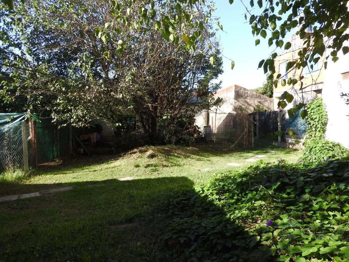 VENTA 4 CASAS BENAVIDEZ MULTIFAMILIAR DOBLE LOTE 2