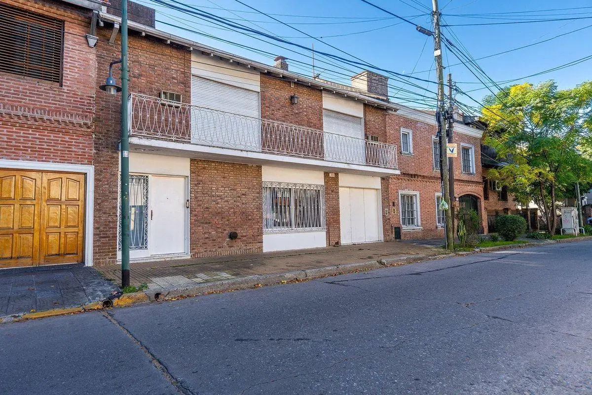 VENTA CASA SAN ISIDRO 5 AMBIENTES PATIO PARRILLA 4