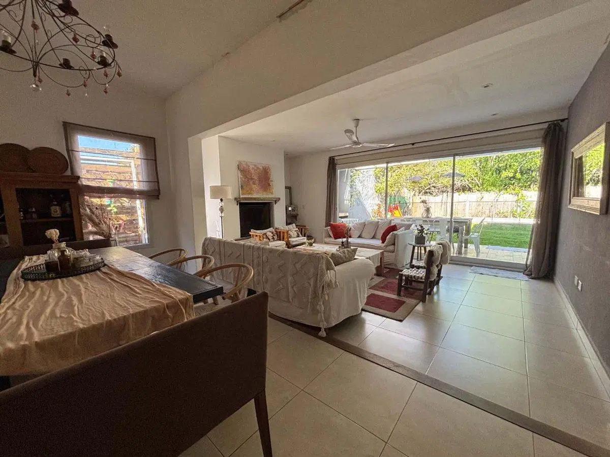 Venta Casa 5 amb en  Bella Vista con pileta 3