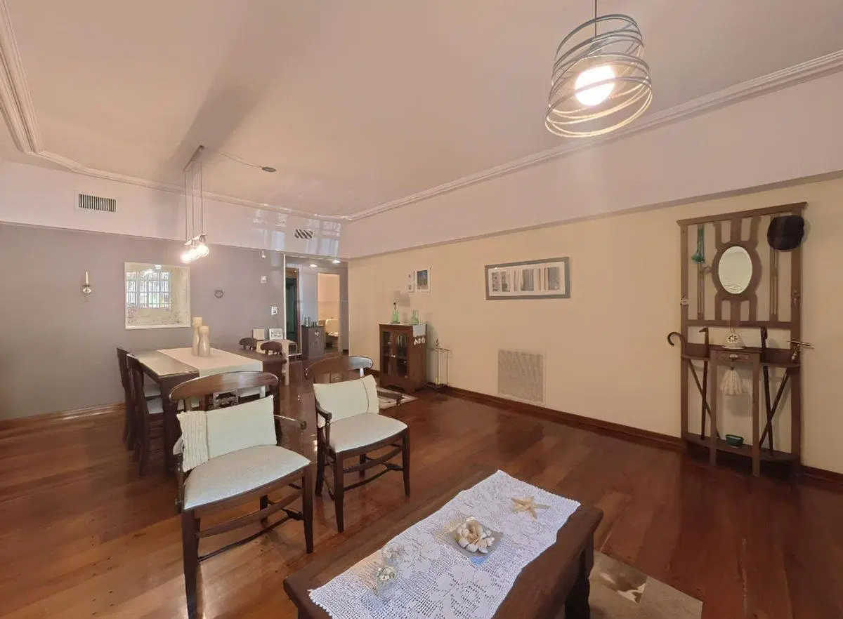 VENTA DE CASA EN DEVOTO 2
