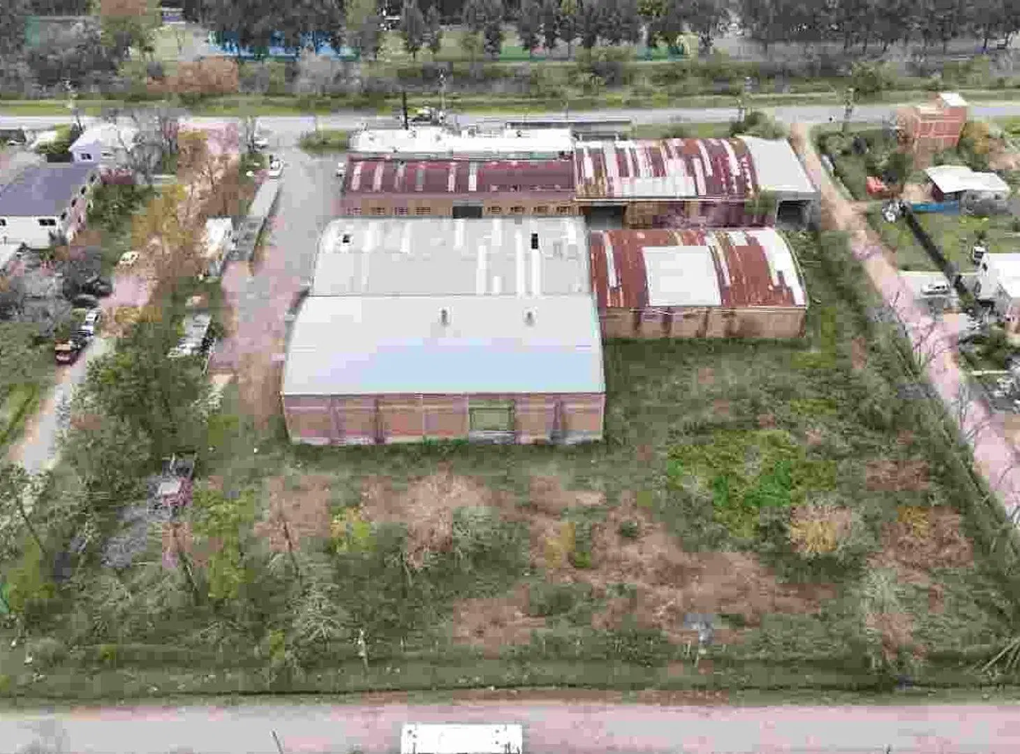 Depósitos/Galpones de 700M2, Z. Ind. Villa La Ñata 3