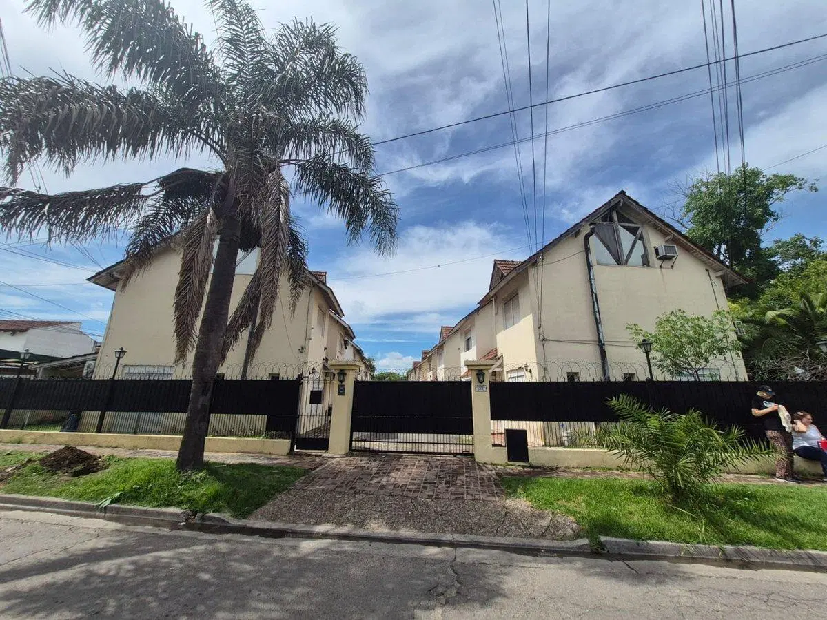 Venta casa 4 ambientes, Pilar con cochera 3