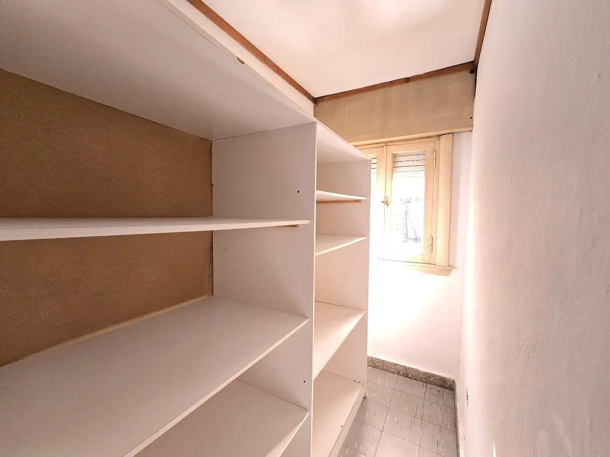 CASA 6 AMBIENTES EN VENTA EN LOMAS DE ZAMORA 4