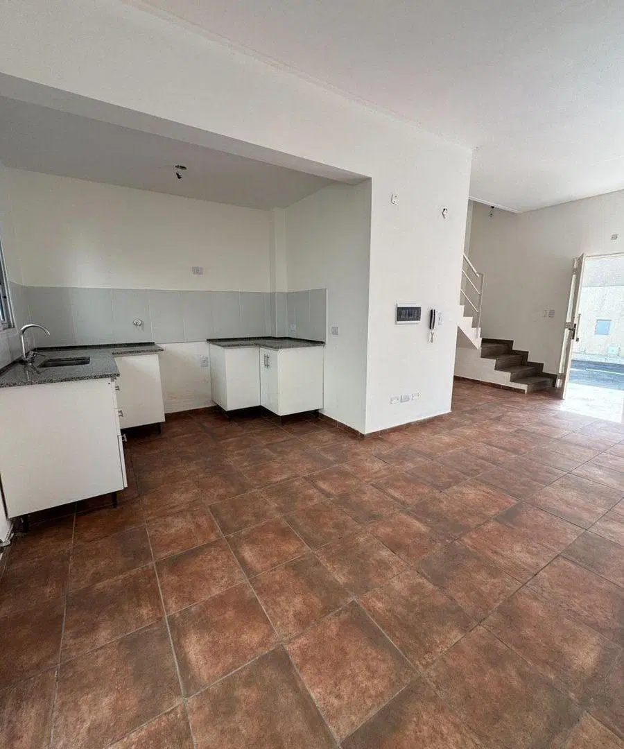 ALQUILER  DUPLEX 3 AMB. A ESTRENAR ITUZAINGO 2