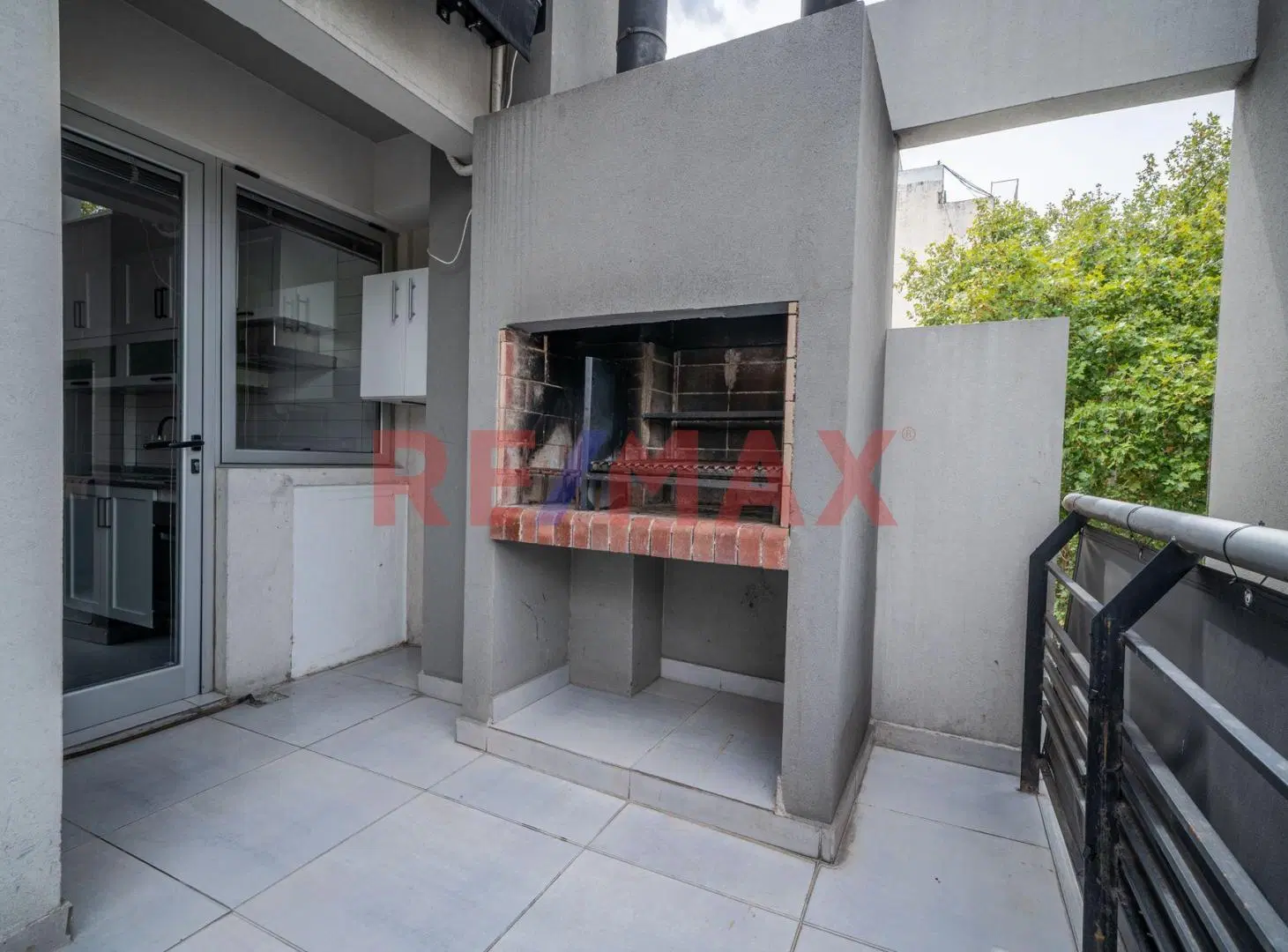 VENTA DEPTO TRIPLEX 4 AMB C/ COCHERA Y PARRILLA 5