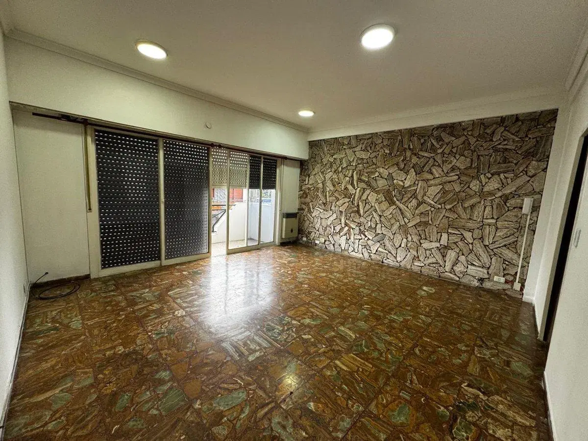 VENTA DEPARTAMENTO EN SANTOS LUGARES 3