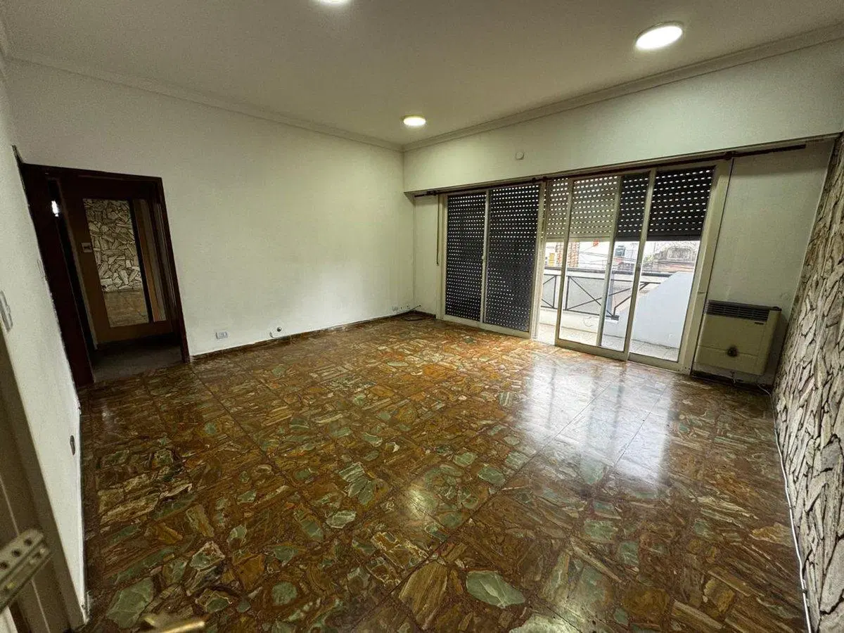 VENTA DEPARTAMENTO EN SANTOS LUGARES 2