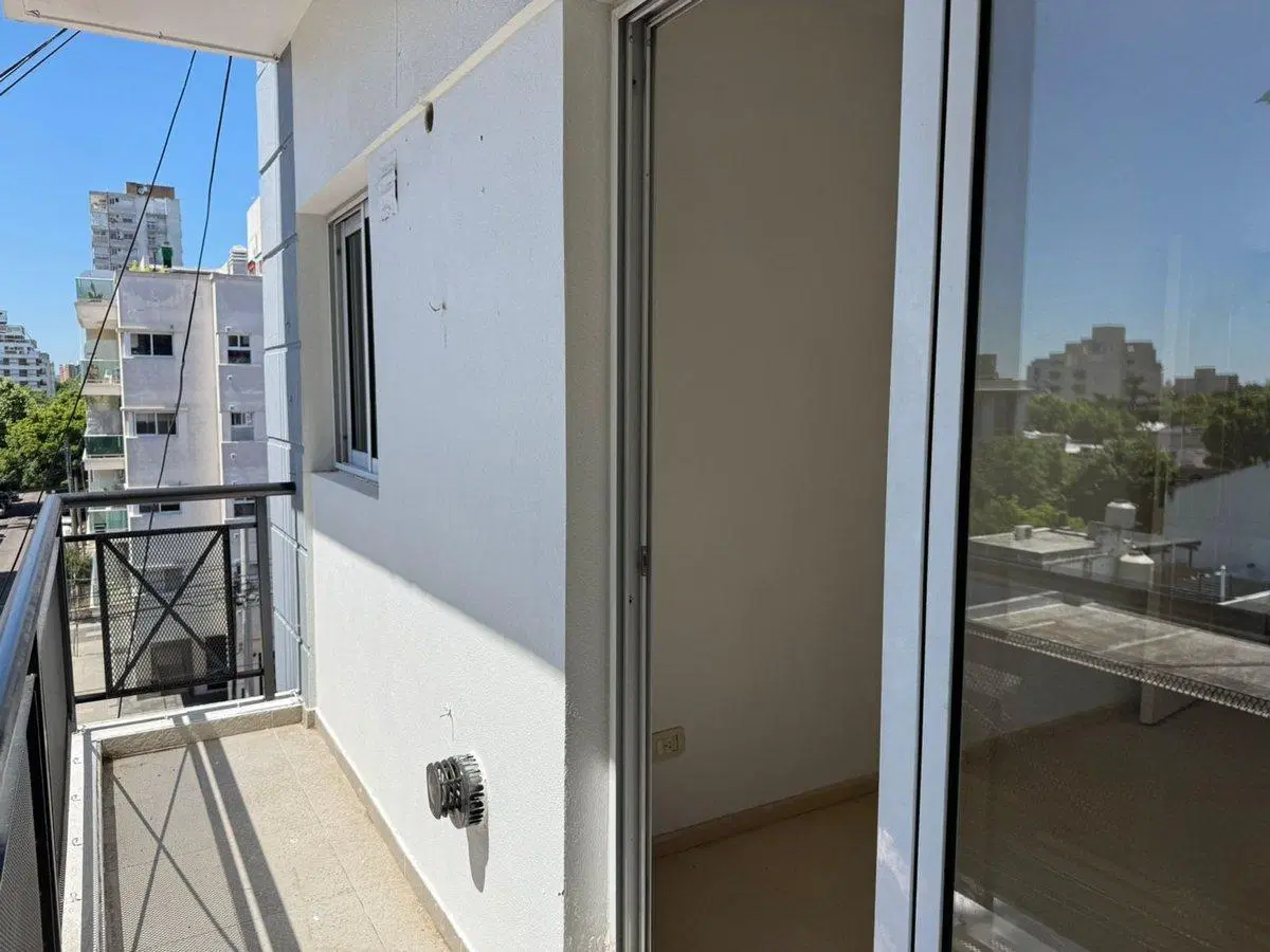 VENTA DEPARTAMENTO EN SANTOS LUGARES 4