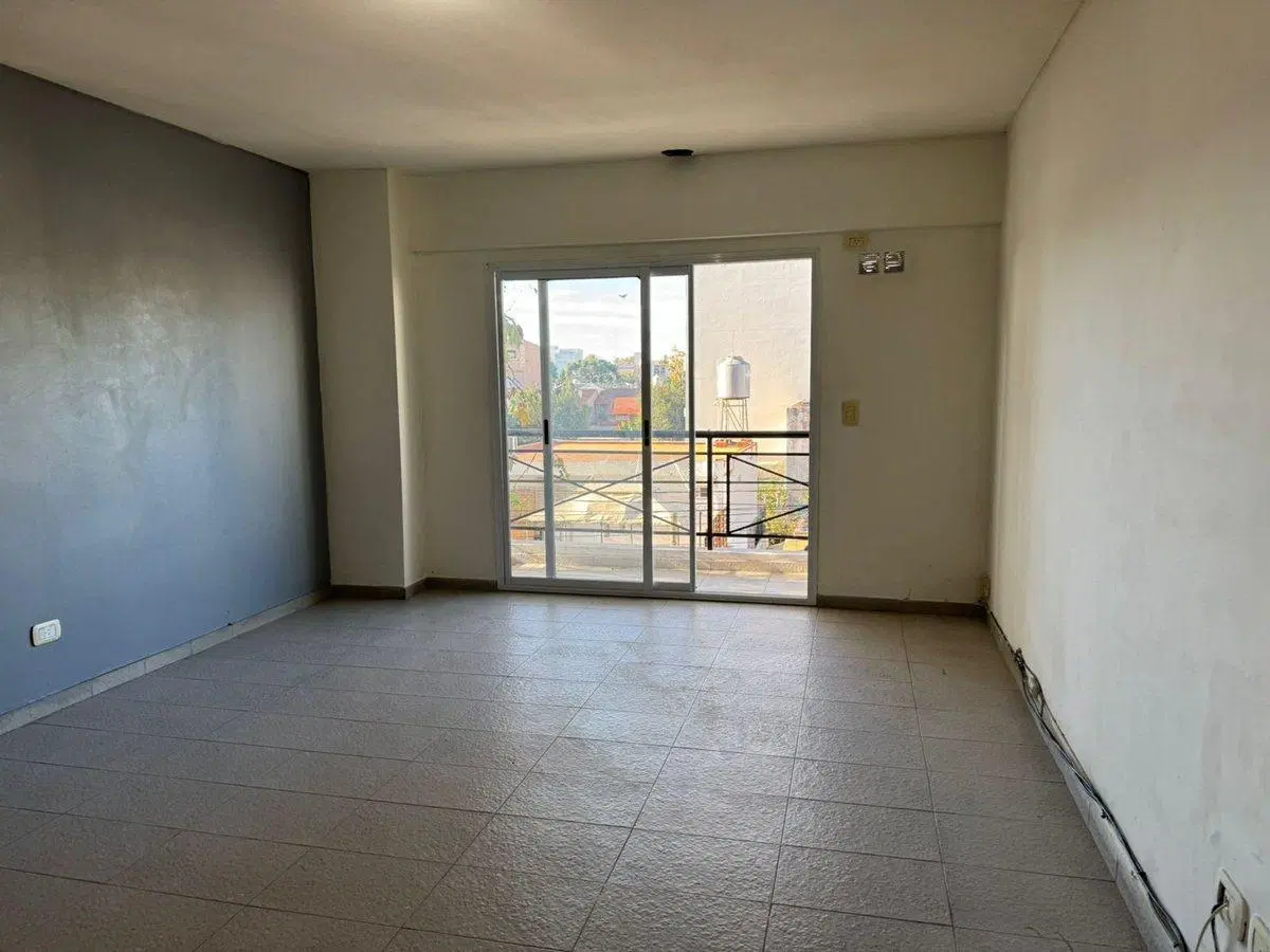 VENTA DEPARTAMENTO EN SANTOS LUGARES 2