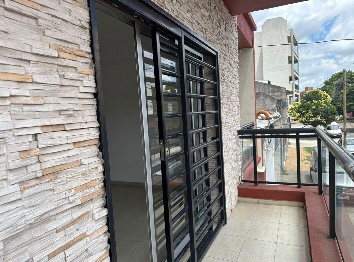 VENTA DEPARTAMENTO EN CASEROS NORTE
